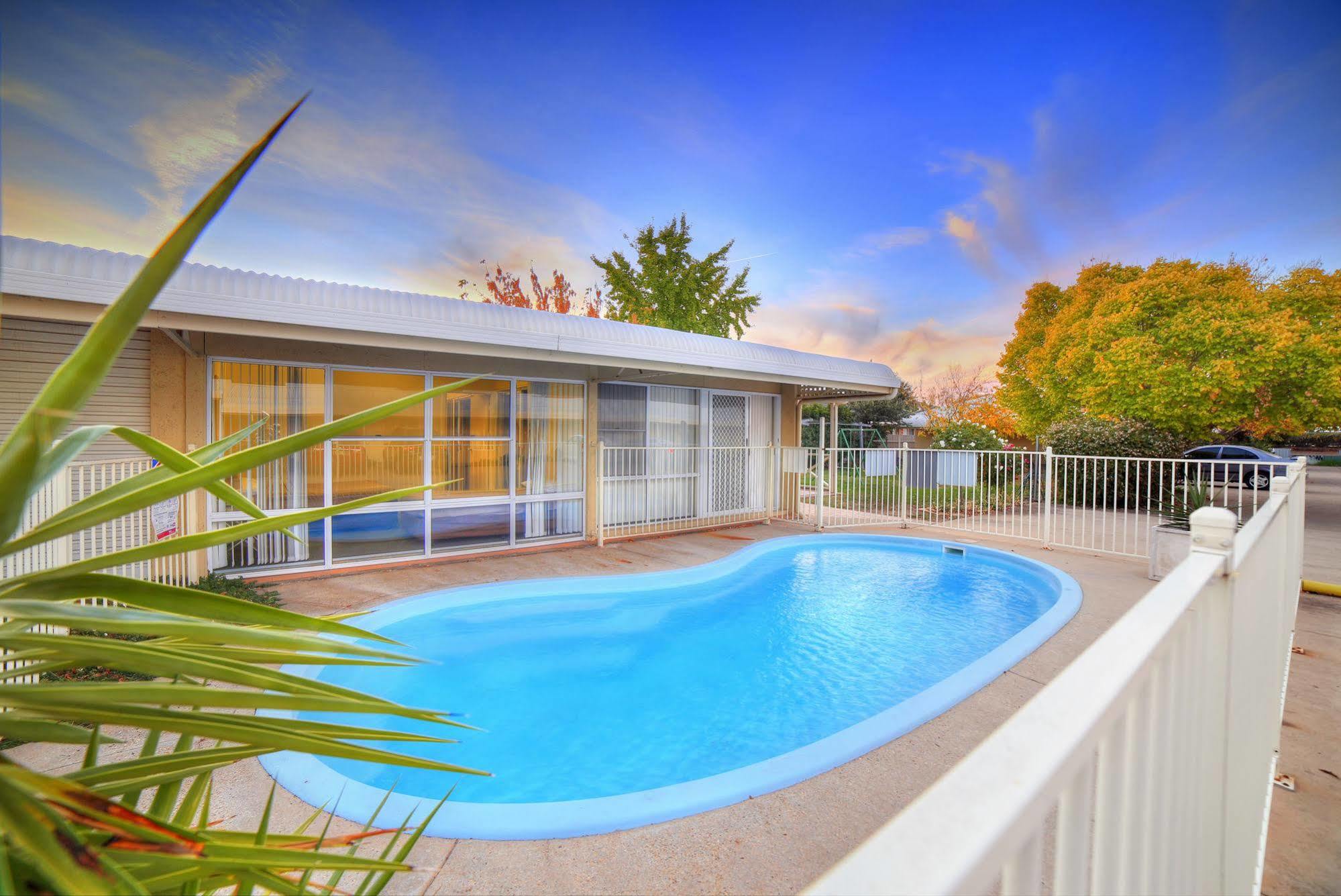 Boulevarde Motor Inn Wagga Wagga Exterior foto